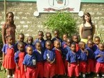 Foto: FUMATHOKA 2009 6<BR>Die Kindergärtnerinnen - Link öffnet Foto in Originalgrösse